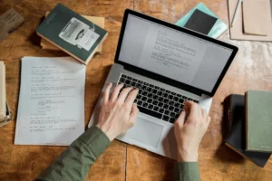 Freelance copywriter writing persuasive content to earn money online